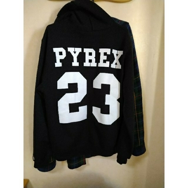 確実正規品　pyrex vision プルオーバーパーカー