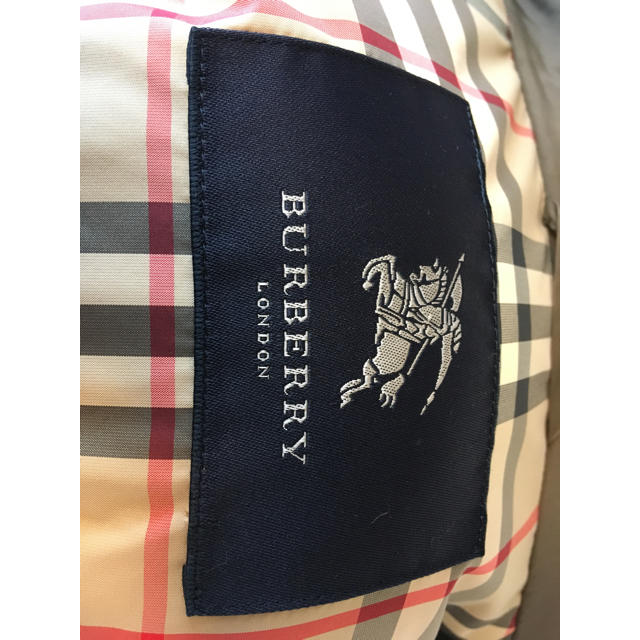 Burberry ベージュ ダウンジャケット フード付きサイズ38