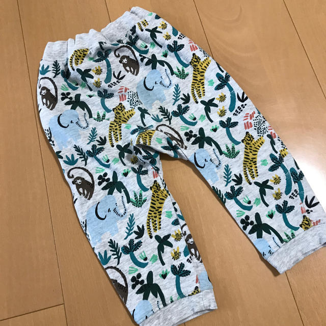 H&M(エイチアンドエム)のH&M サイズ90 ズボン キッズ/ベビー/マタニティのキッズ服男の子用(90cm~)(パンツ/スパッツ)の商品写真