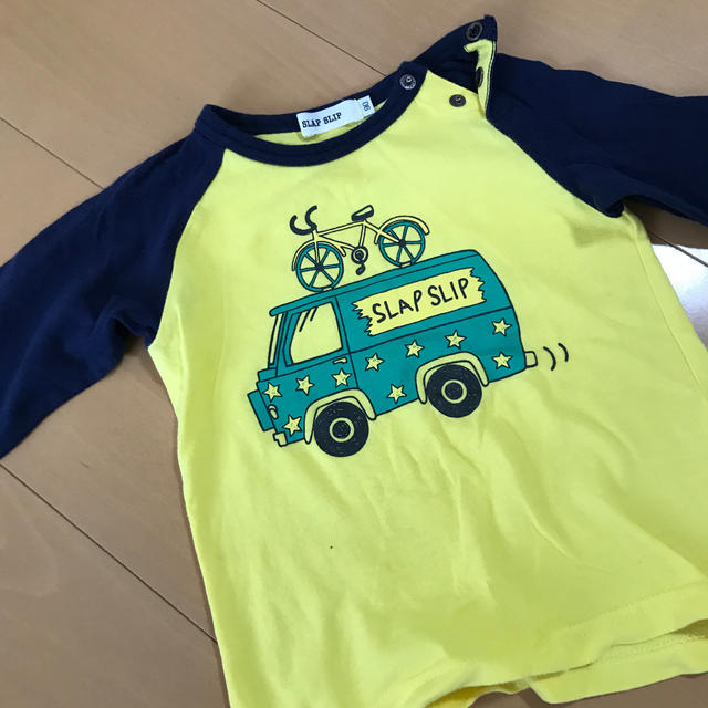 BeBe(ベベ)のロンT サイズ90 キッズ/ベビー/マタニティのキッズ服男の子用(90cm~)(Tシャツ/カットソー)の商品写真