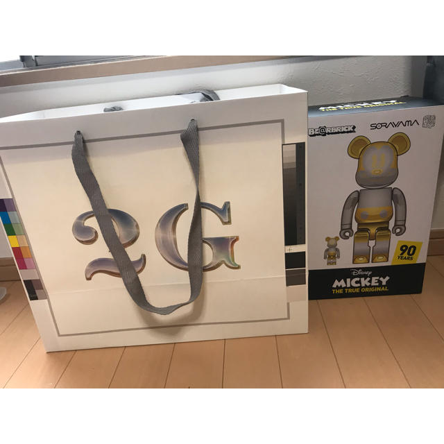 MEDICOM TOY(メディコムトイ)のBE@RBRICK FUTURE MICKEY 100％ & 400％ エンタメ/ホビーのフィギュア(その他)の商品写真