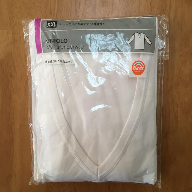 UNIQLO(ユニクロ)のヒートテック（XXL）ＶネックT（九分袖） メンズのトップス(Tシャツ/カットソー(七分/長袖))の商品写真