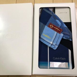 カルバンクライン(Calvin Klein)の新品ハンカチ2点・新品消臭加工靴下1点セット　カルバンクライン(ソックス)