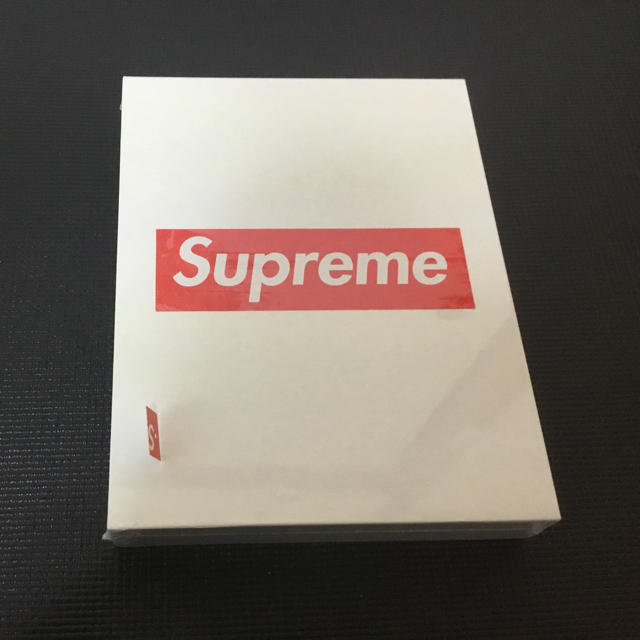 Supreme (Vol 2) BOOK