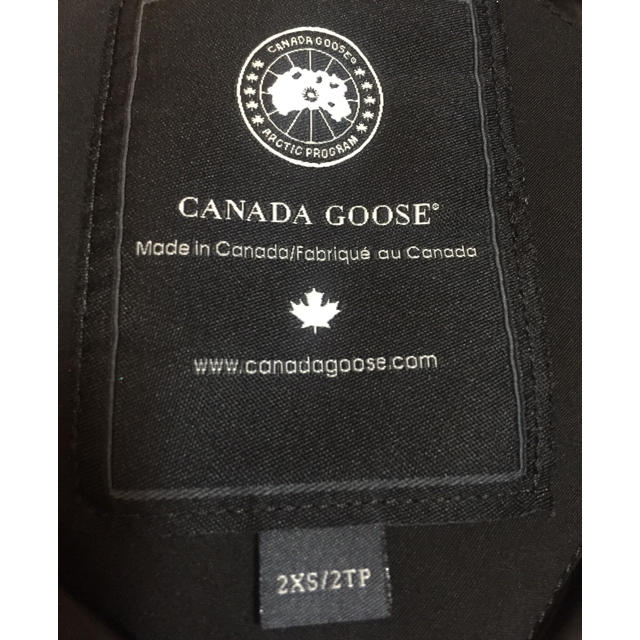 CANADA GOOSE(カナダグース)のレア　CANADA GOOSEカナダグース イエナ 別注　ロスクレア ダウン　 レディースのジャケット/アウター(ダウンジャケット)の商品写真
