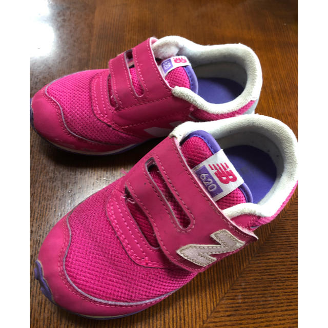 New Balance(ニューバランス)の⭐︎ニューバランス620⭐︎キッズスニーカー18 キッズ/ベビー/マタニティのキッズ靴/シューズ(15cm~)(スニーカー)の商品写真