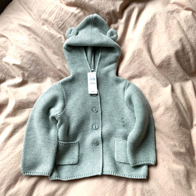 babyGAP(ベビーギャップ)の最終値下げ✴︎新品未使用　タグ付き✴︎ GAP カーディガン　グレー キッズ/ベビー/マタニティのキッズ服女の子用(90cm~)(カーディガン)の商品写真