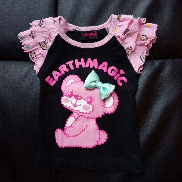 EARTHMAGIC(アースマジック)の☆莉里☆様専用　90size  EARTHMAGICTシャツ キッズ/ベビー/マタニティのキッズ服女の子用(90cm~)(Tシャツ/カットソー)の商品写真