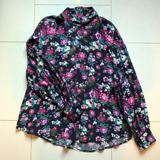 エイチアンドエム(H&M)のH&M 花柄ハイネックブラウス(シャツ/ブラウス(長袖/七分))