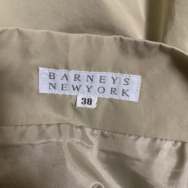 BARNEYS NEW YORK(バーニーズニューヨーク)のバーニーズニューヨーク ベージュフレアスカート レディースのスカート(ひざ丈スカート)の商品写真