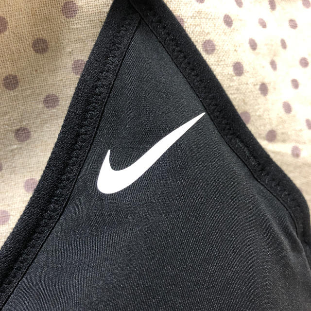 NIKE(ナイキ)のナイキ　スポーツブラ　新品　Lサイズ スポーツ/アウトドアのトレーニング/エクササイズ(ヨガ)の商品写真