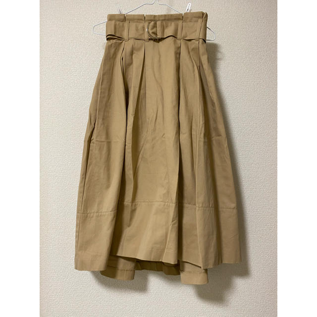 REDYAZEL(レディアゼル)のREDY AZEL ベージュ ロングスカート レディースのスカート(ロングスカート)の商品写真