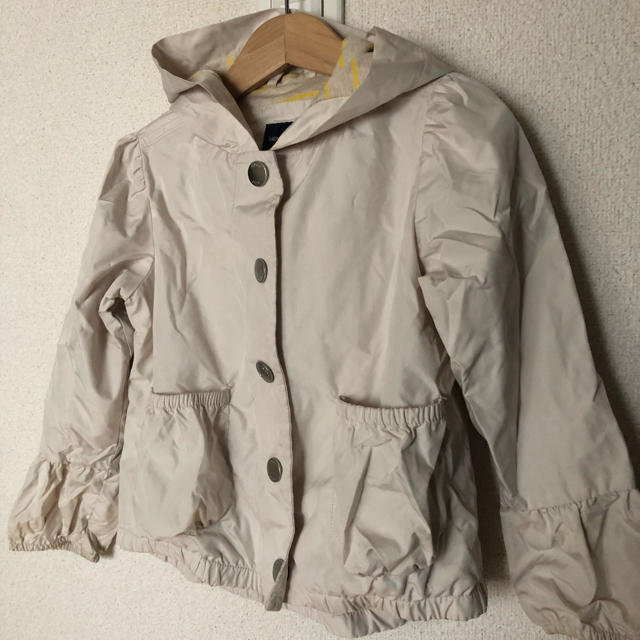 babyGAP(ベビーギャップ)のBabyGAP パーカー100 キッズ/ベビー/マタニティのキッズ服女の子用(90cm~)(ジャケット/上着)の商品写真