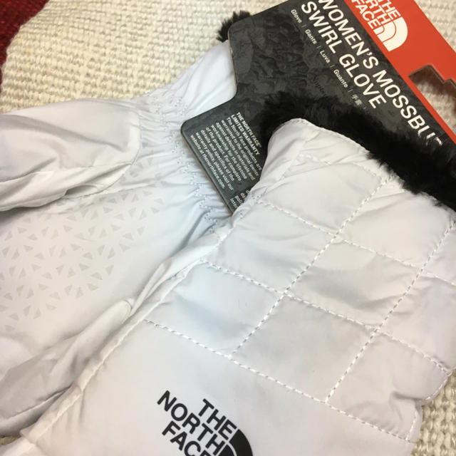 THE NORTH FACE(ザノースフェイス)のロサンゼルス購入ノースフェイスの手袋 レディースのファッション小物(手袋)の商品写真