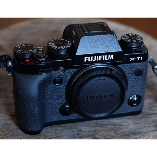 富士フイルム(フジフイルム)のサンキューさん専用 Fujifilm X-T1 富士フィルム ボディ  スマホ/家電/カメラのカメラ(ミラーレス一眼)の商品写真