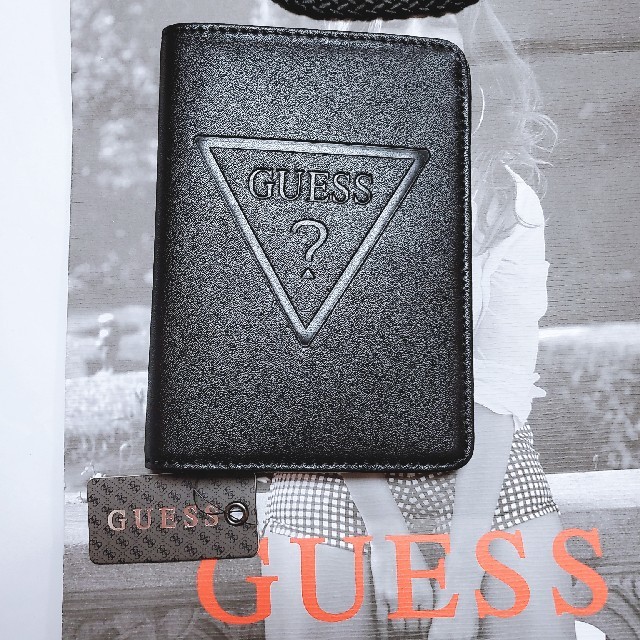 GUESS(ゲス)のGuess ゲス カード入れ パスポートケース★ インテリア/住まい/日用品の日用品/生活雑貨/旅行(旅行用品)の商品写真