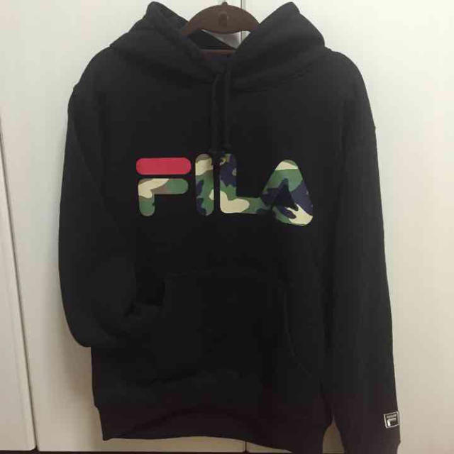 FILA(フィラ)のFILA カモフラ パーカー L メンズのトップス(パーカー)の商品写真