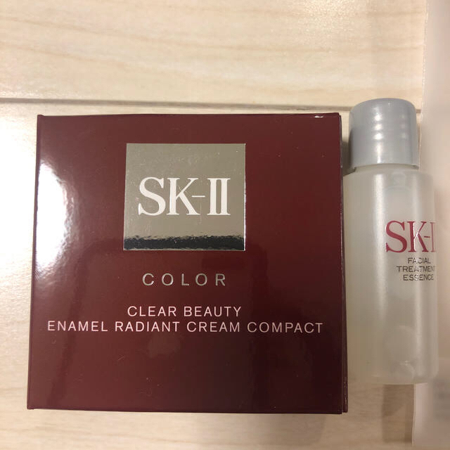 SK-II(エスケーツー)のSK-II ファンデーションエナメル ラディアント クリーム コンパクト420 コスメ/美容のベースメイク/化粧品(ファンデーション)の商品写真