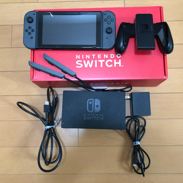 Nintendo Switch本体