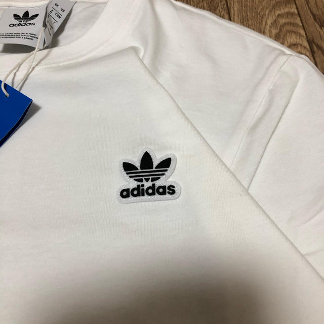 adidas(アディダス)の《新品未使用》アディダス オリジナル ロング tシャツ ロンt 長袖 メンズのトップス(Tシャツ/カットソー(七分/長袖))の商品写真