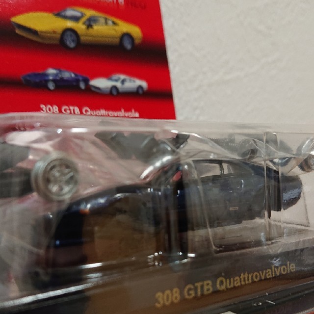 Ferrari(フェラーリ)の京商1/64  フェラーリ8  308 GTB クアトロ  紺色 エンタメ/ホビーのおもちゃ/ぬいぐるみ(ミニカー)の商品写真