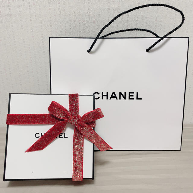 CHANEL(シャネル)の新品🎄エクラ マニェティク ドゥ シャネル コスメ/美容のベースメイク/化粧品(フェイスパウダー)の商品写真