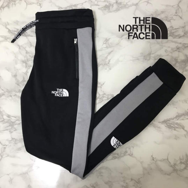 THE NORTH FACE(ザノースフェイス)の【日本レディースMサイズ相当】✨THE NORTH FACE✨  トラックパンツ レディースのパンツ(その他)の商品写真