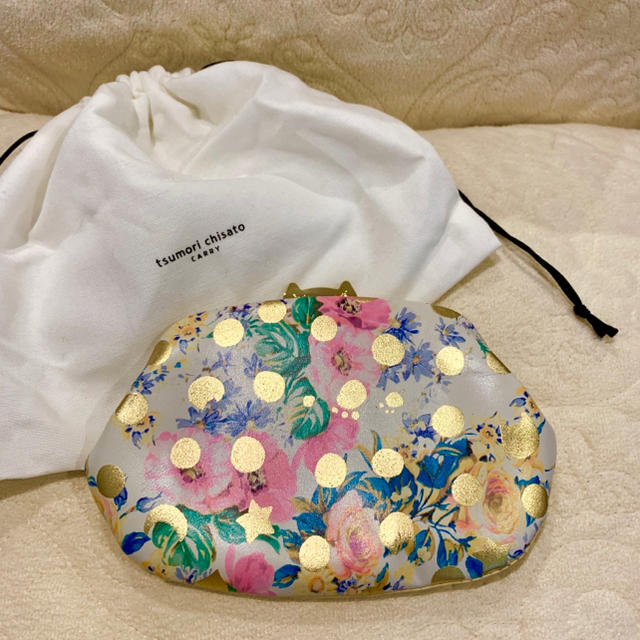 TSUMORI CHISATO(ツモリチサト)のドットフラワーネコ 小銭入れ／tsumori chisato CARRY レディースのファッション小物(財布)の商品写真