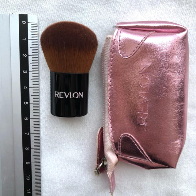 REVLON(レブロン)のレブロン ミニブラシ コスメ/美容のベースメイク/化粧品(その他)の商品写真