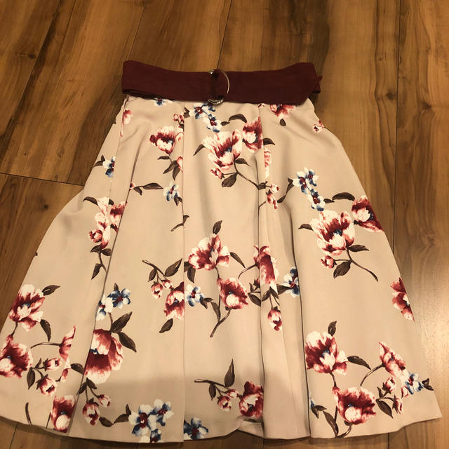 PROPORTION BODY DRESSING(プロポーションボディドレッシング)のプロポ スカート花柄 レディースのスカート(ミニスカート)の商品写真