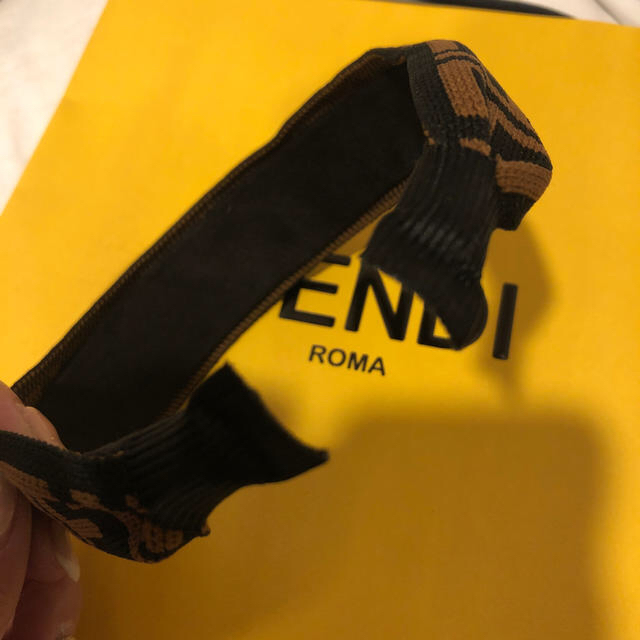 FENDI(フェンディ)のRさま専用 レディースのヘアアクセサリー(カチューシャ)の商品写真