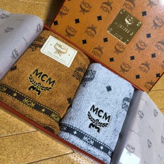 エムシーエム(MCM)のあっちゃん様専用　MCM ウォッシュタオル(ハンドタオル）2枚セット(タオル/バス用品)