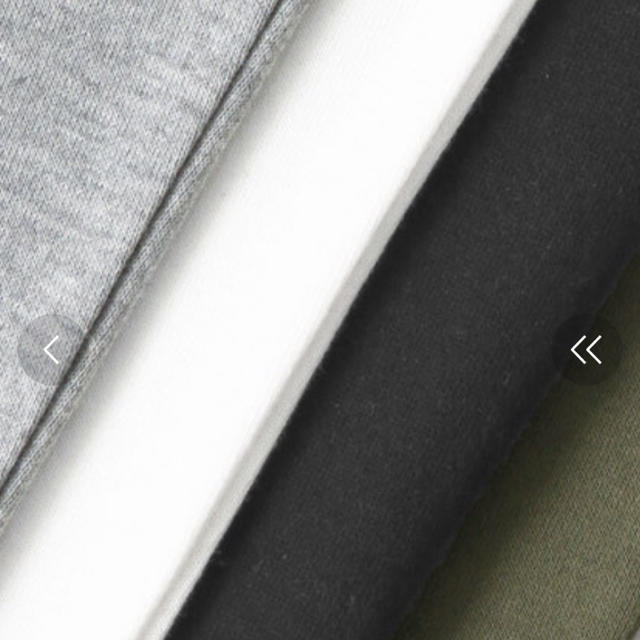 URBAN RESEARCH(アーバンリサーチ)の新品 超特価 アーバンリサーチ ウラゲプルオーバー カーキ& 黒2枚組 メンズのトップス(スウェット)の商品写真