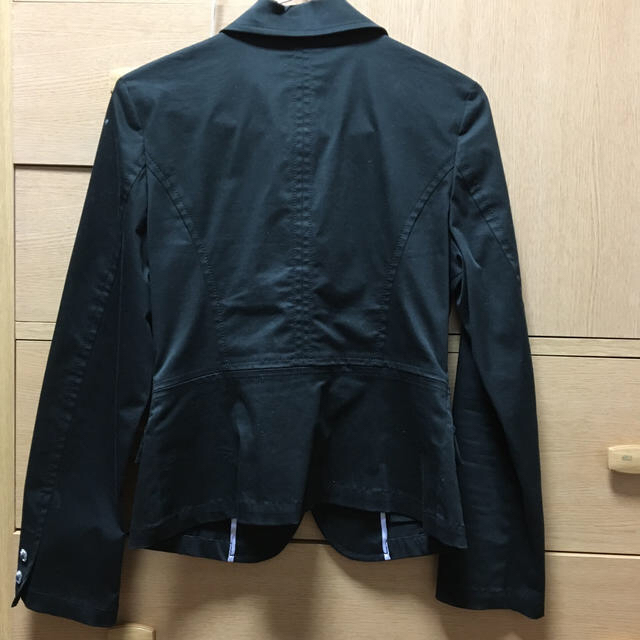 OLLINKARI(オリンカリ)のオリンカリ　ジャケット　Sサイズ レディースのジャケット/アウター(テーラードジャケット)の商品写真