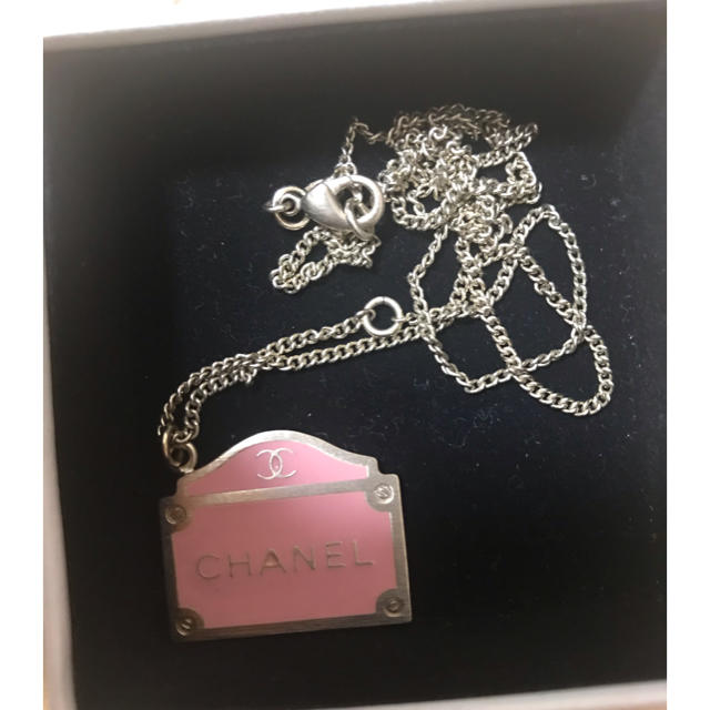 CHANEL(シャネル)のシャネル　31 RUE CAMBON ネックレス  ピンク　CHANEL 美品　 レディースのアクセサリー(ネックレス)の商品写真