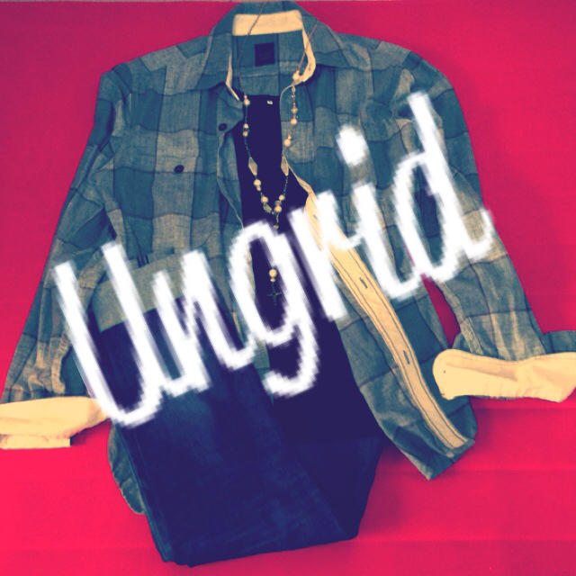 Ungrid(アングリッド)のUngrid グレーチェックシャツ レディースのトップス(シャツ/ブラウス(長袖/七分))の商品写真