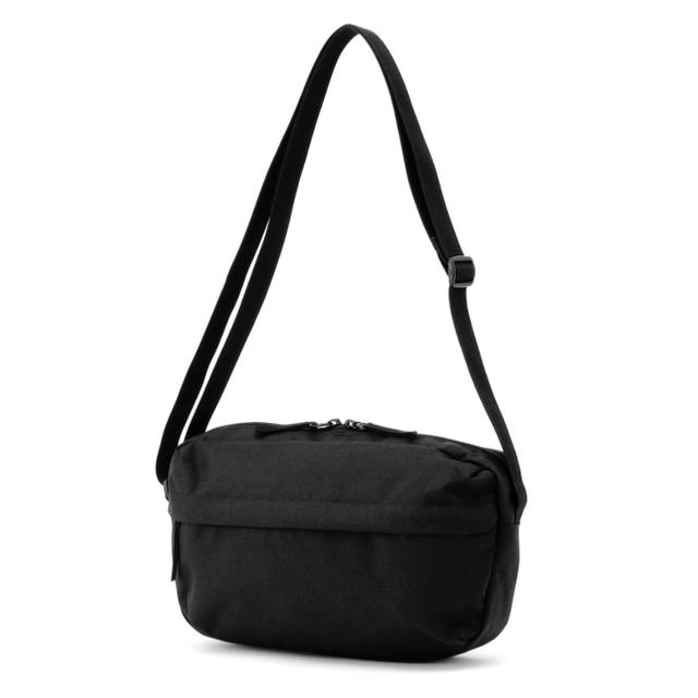 MUJI (無印良品)(ムジルシリョウヒン)の無印良品 MUJI 3度使用 撥水 ミニショルダーバッグ 黒 ボディバッグ レディースのバッグ(ショルダーバッグ)の商品写真