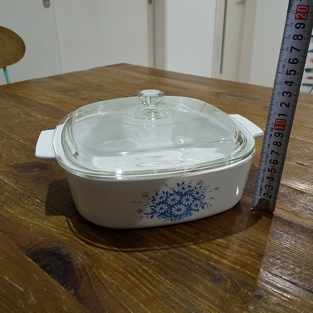 Pyrex(パイレックス)の送料無料＊CORNING 耐熱ガラス パイレックス 正方形 容器 カナダ購入 インテリア/住まい/日用品のキッチン/食器(食器)の商品写真