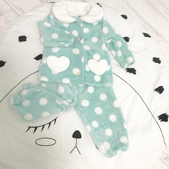 女の子 パジャマ 90 キッズ/ベビー/マタニティのキッズ服女の子用(90cm~)(パジャマ)の商品写真