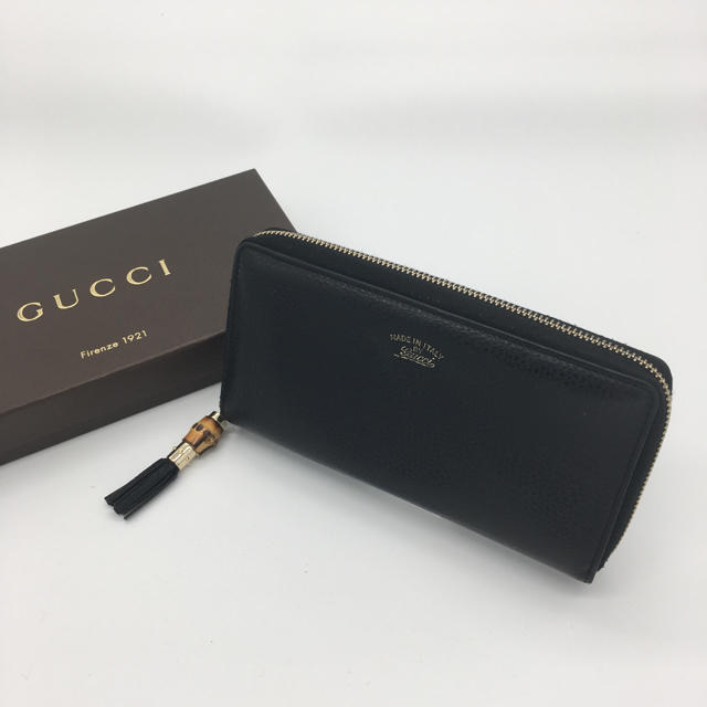 Gucci(グッチ)の【極美品！送料無料！】GUCCI│グッチ　タッセル　ラウンドファスナー長財布 レディースのファッション小物(財布)の商品写真