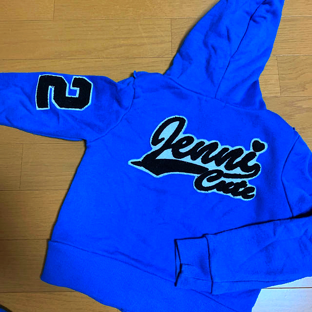 JENNI(ジェニィ)のjenni パーカー スカート セットアップ 120 キッズ/ベビー/マタニティのキッズ服男の子用(90cm~)(ジャケット/上着)の商品写真