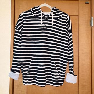 マウジー(moussy)のストライプパーカー　プルオーバー(パーカー)