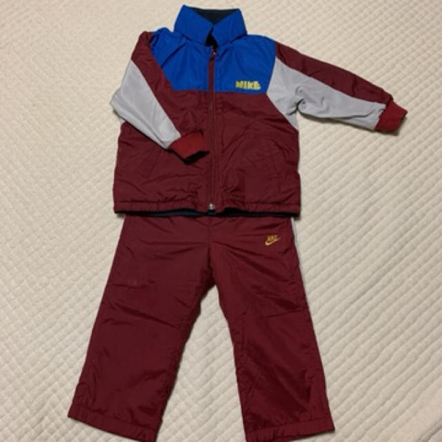 NIKE(ナイキ)のNIKE  90cm リバーシブル　ジャージ上下セット　フリース キッズ/ベビー/マタニティのキッズ服男の子用(90cm~)(その他)の商品写真