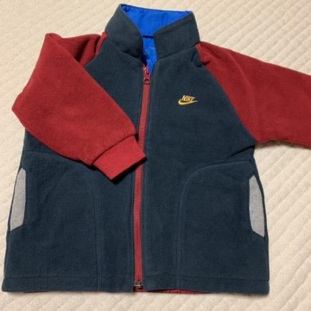 NIKE(ナイキ)のNIKE  90cm リバーシブル　ジャージ上下セット　フリース キッズ/ベビー/マタニティのキッズ服男の子用(90cm~)(その他)の商品写真