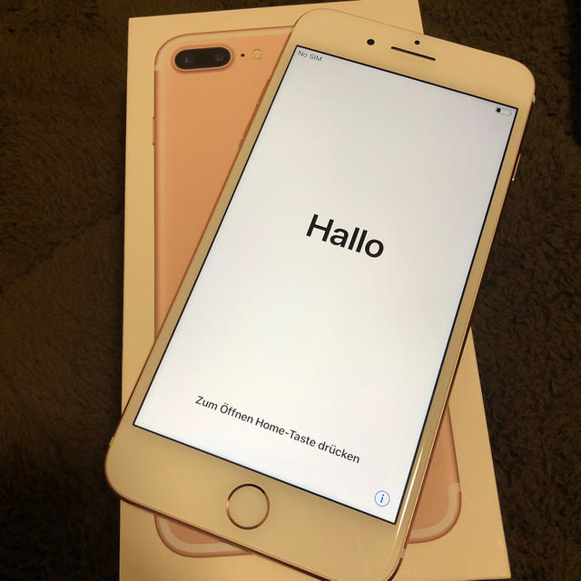 Apple(アップル)のiPhone7Plus 32GB ローズゴールド スマホ/家電/カメラのスマートフォン/携帯電話(スマートフォン本体)の商品写真