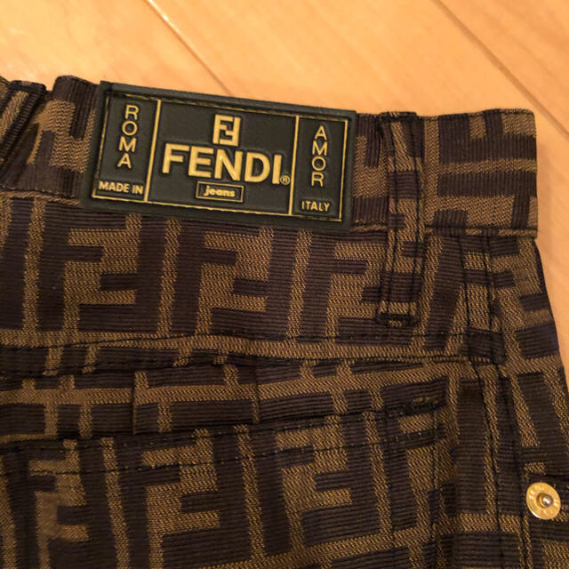 最終値下げ】FENDI ズッカ柄 パンツ 最終値下げ】FENDI ズッカ柄 パンツ