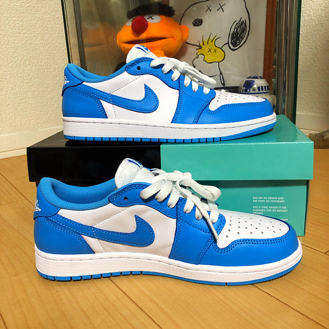 NIKE(ナイキ)のjordan 1 low SB UNC aj1 メンズの靴/シューズ(スニーカー)の商品写真