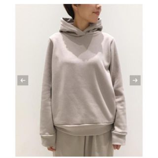 アパルトモンドゥーズィエムクラス(L'Appartement DEUXIEME CLASSE)の火曜日までL'Appartement   Comfort Parka  ベージュ(パーカー)