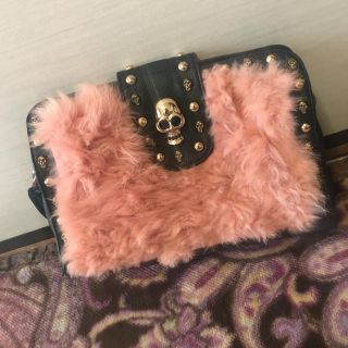 アレキサンダーマックイーン(Alexander McQueen)のALEXALDER McQＵEER サーモンピンク　クラッチバッグ(クラッチバッグ)