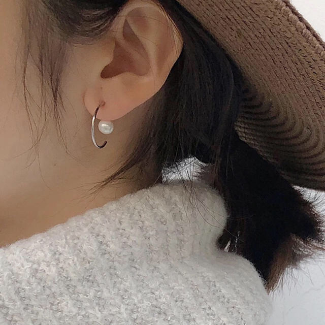 L'Appartement DEUXIEME CLASSE(アパルトモンドゥーズィエムクラス)のNEW!パールキャッチpierce・ silver925 レディースのアクセサリー(ピアス)の商品写真